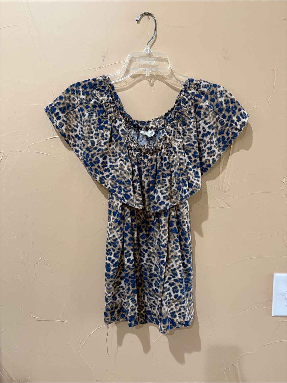 entro Blue and Taupe Leopard Print Top with Ruffle Neckline